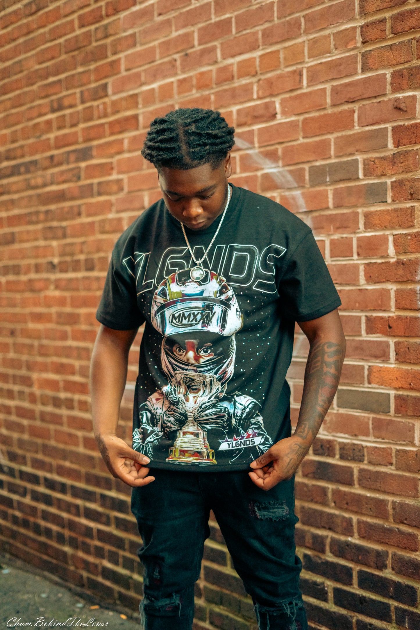 🏁 YLGNDS Motorsport Tee – VVS Edition